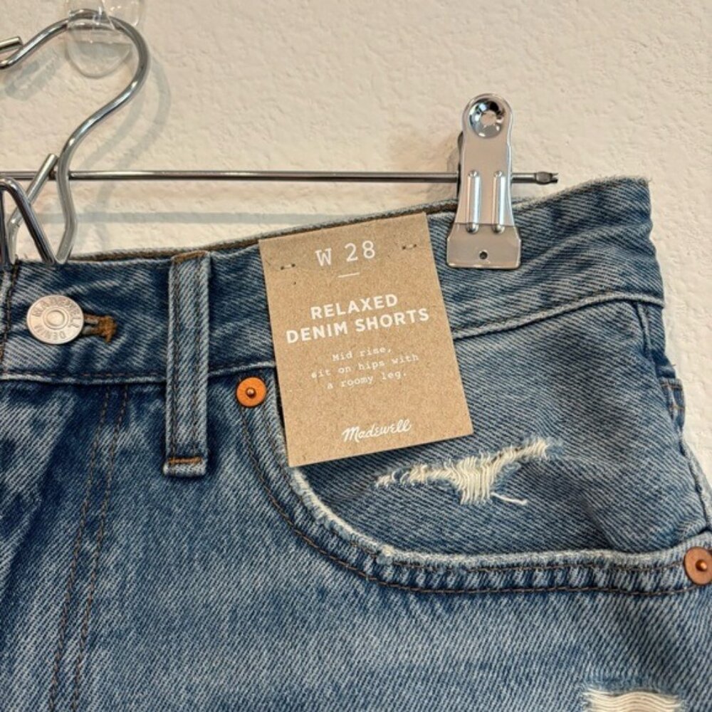 Madewell Relaxed Denim Shorts in Renfield Wash NWT - Picture 3 of 7